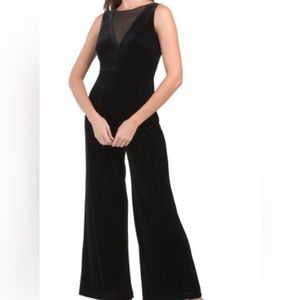 Taylor Illusion Black Velvet Jumpsuit NWT
Christmas